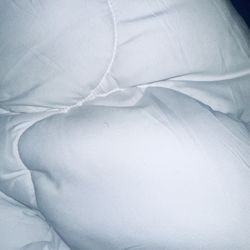 Twin White Comforter