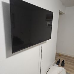 50" LG Smart TV