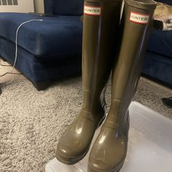 Hunter rain boots  
