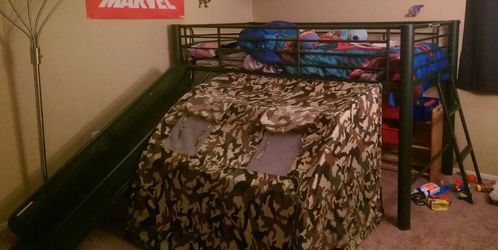 Kid's loft bed with slide