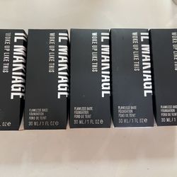 MAKEUP- NEW, SEALED. IL MAKIAGE Foundation 