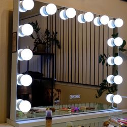 Brand New xL Vanity Mirror With Bluetooth Speaker And Touchscreen Control Size 40” By 31” 