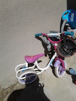 Toddler girl bike
