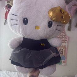 Hello Kitty Plushie 