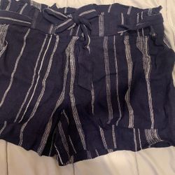Ladies/Teens Cute Summer Shorts With Belt & Pockets - New 