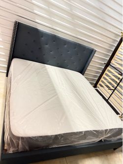 King bed with foam mattress