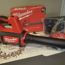 MilwaukeeM12 12-Volt Lithium-Ion Cordless Compact Spot Blower 