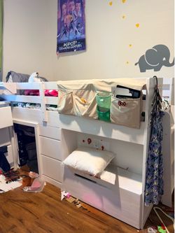Kids loft bed
