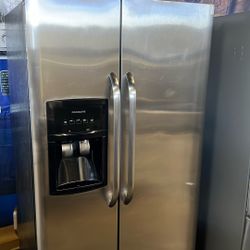 FRIGIDAIRE SIDE BY SIDE REFRIGERATOR STAINLESS STEEL 