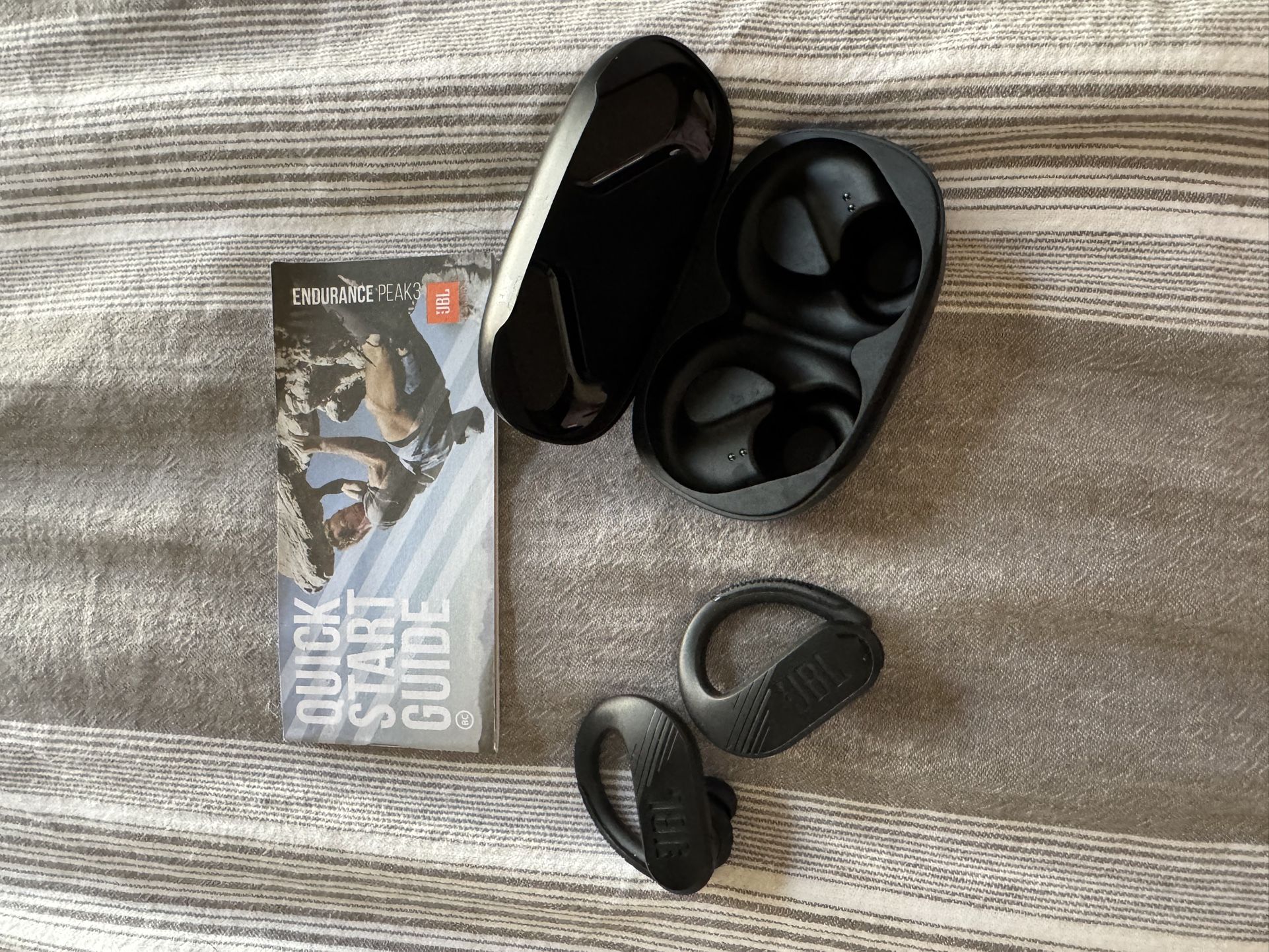 JBL Wireless Headphones