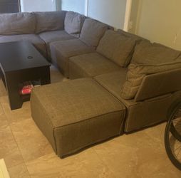 Beautiful Modern Sectional Couch