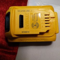 Dewalt Battery And Charger for Dewalt 1 1/4in Impact Driver (Brand  New ) NO BOX