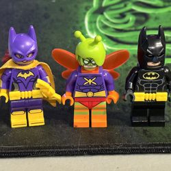 The LEGO Batman Movie LEGO Minifigures: 1. Killer Moth 2. Batgirl  3. The Batman with Utility Belt Minifigure - Double Sided Head