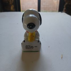 Snoopy Hugs Woodstock