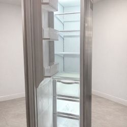 18" SUB- ZERO FREEZER WITH ICE MAKER - PANEL READY