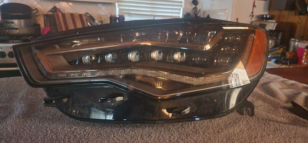 2013 Audi A6 LED headlights