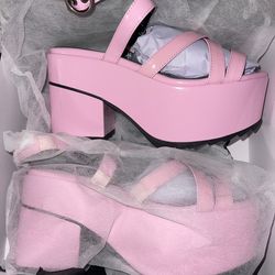 Dolls Kill LA MODA Diva Revenge Platform Heels