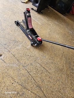 Floor jack