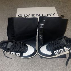 Women Givenchy Sneakers