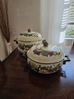 VIntage Tabletops Unlimited Kensington Garden enamelware pots