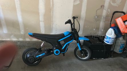 Used like new and barely used kids dirt bike blue