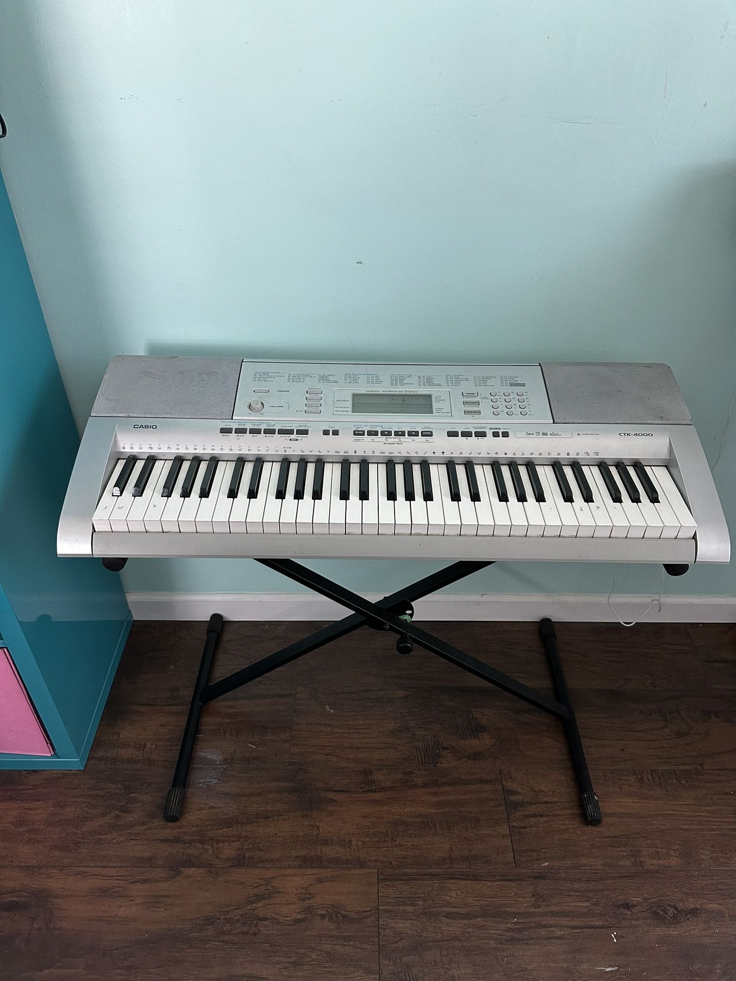 Casio CTK-4000 Keyboard, 61-Key, with MP3 Connection