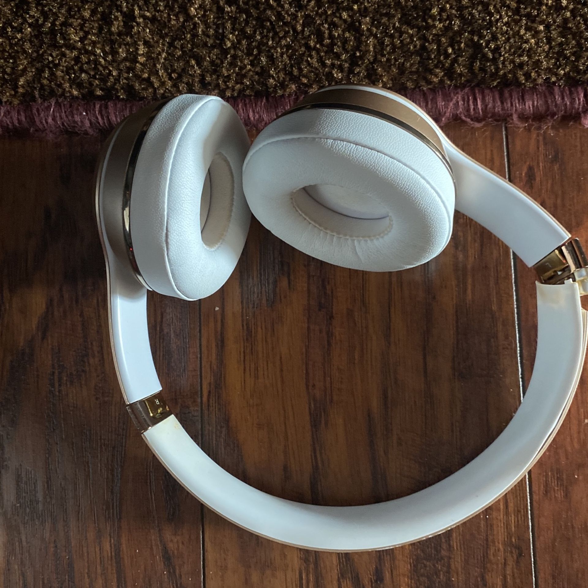 Broken Beats Solo 3 For Parts