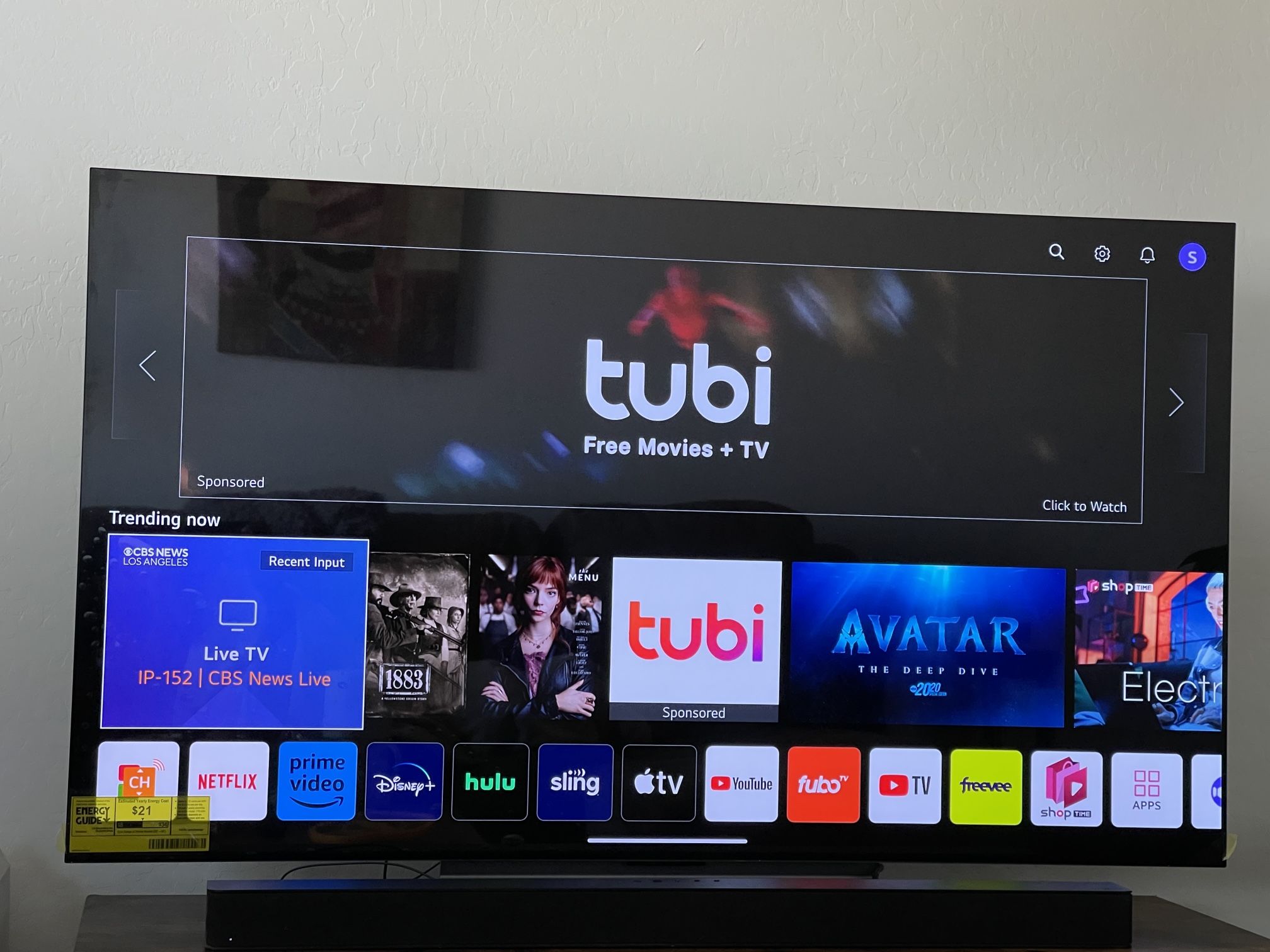 LG C2 Series 55-Inch Class OLED Evo Smart TV OLED55C2PUA, 2022 - AI-Powered 4K, Alexa Built-In