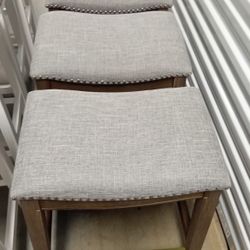 Saddle Counter Height Bar Stools 