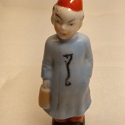 VTG Oriental Man Boy w/Dragon On Kimono Lantern In Hand Porcelain Figurine Japan