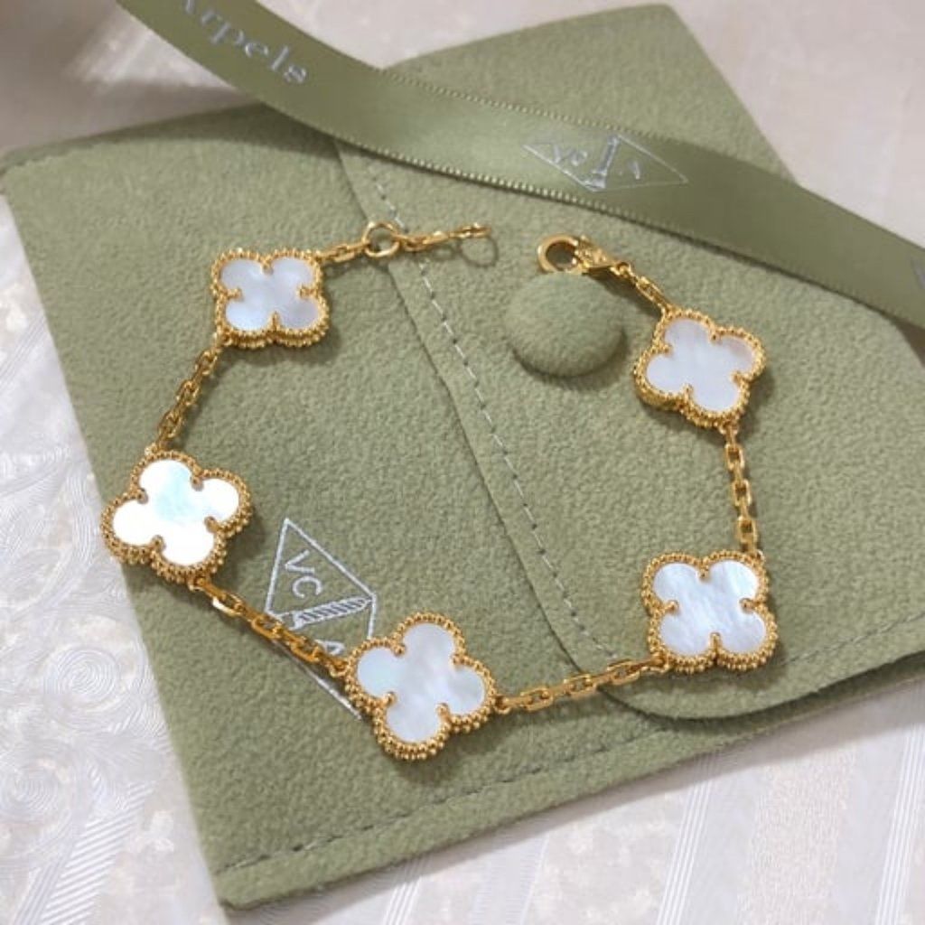 Women's van cleef & arpels bracelet