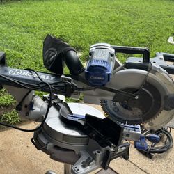 Kobalt Saw