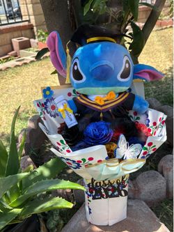 Stitch graduation bouquet 💐