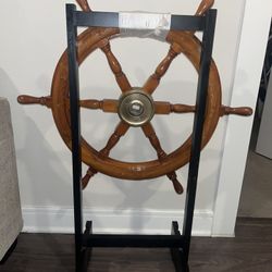 Ship wheel decor