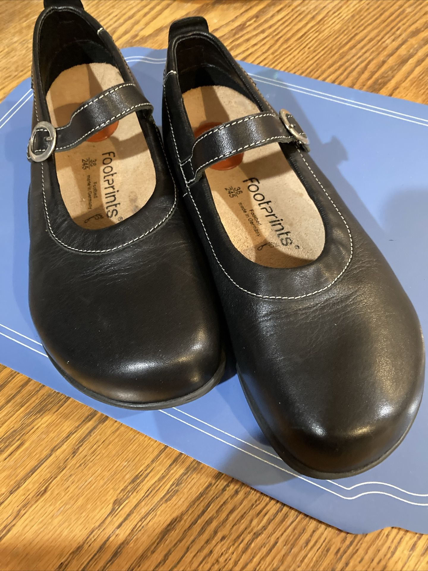 Néw Footprints By Birkenstock Black Mary Jane’s Size 38