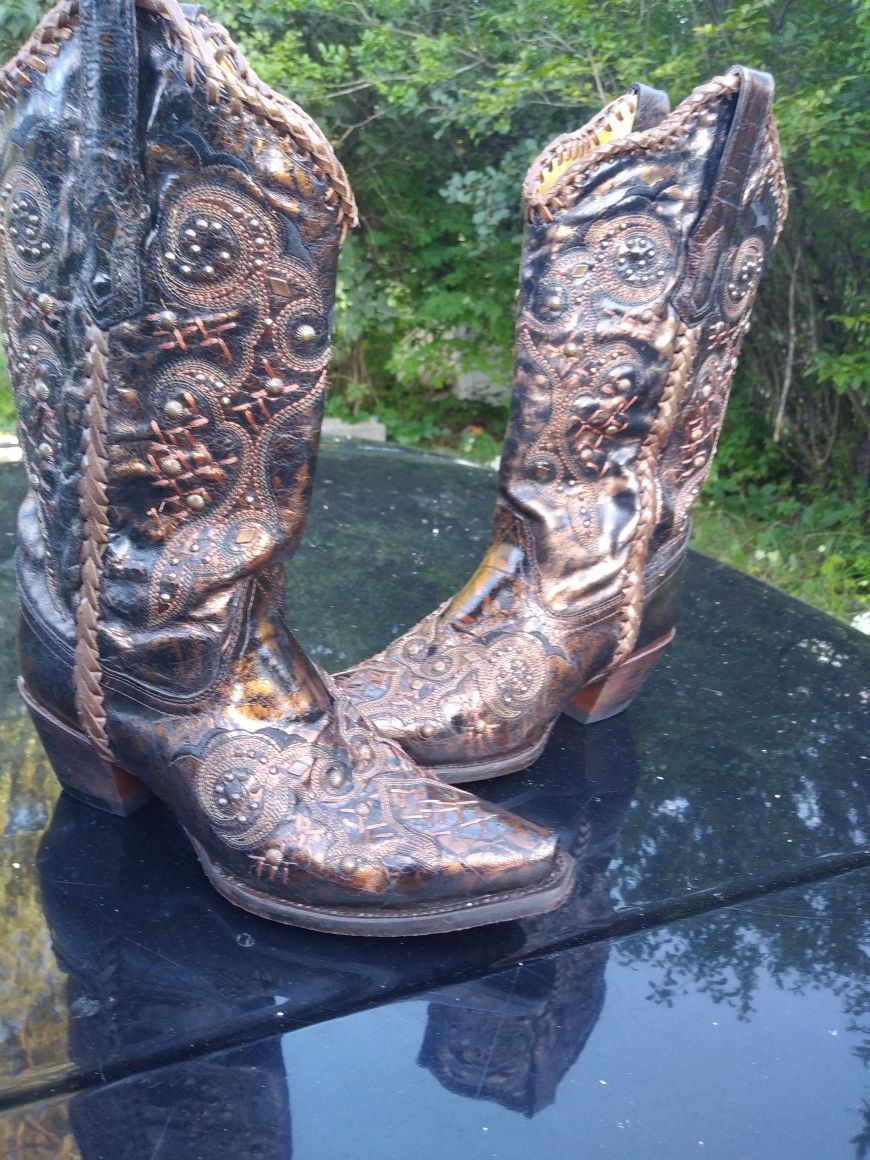 Corral Woman's Cowboy Boots