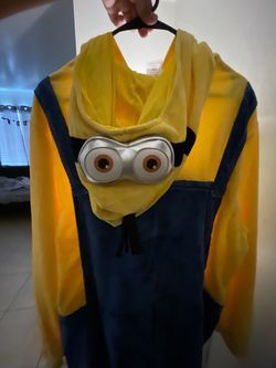 Minion costume