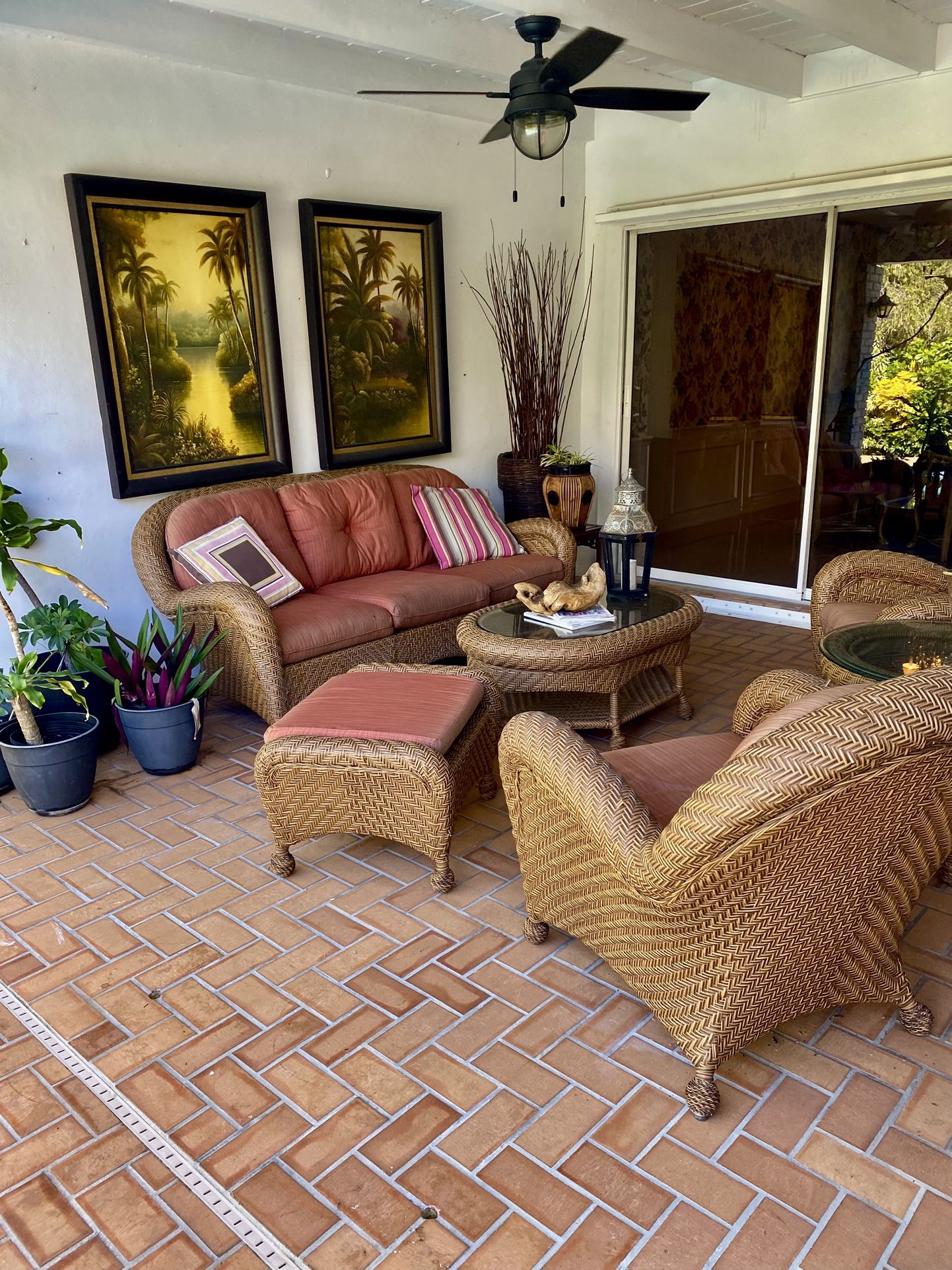 6 Piece Living Room Set Indoors Or Outdoors Sold As A Set 