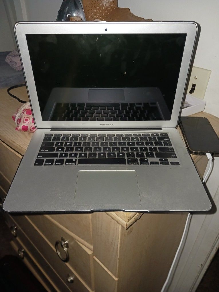 Mac Book 