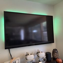 Sharp Axios 65” TV