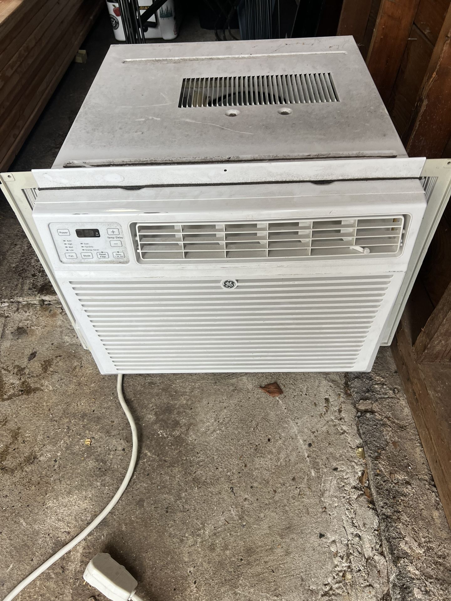 GE Window AC Unit