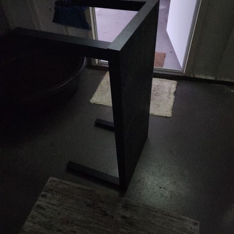 End Table/Coffee Table