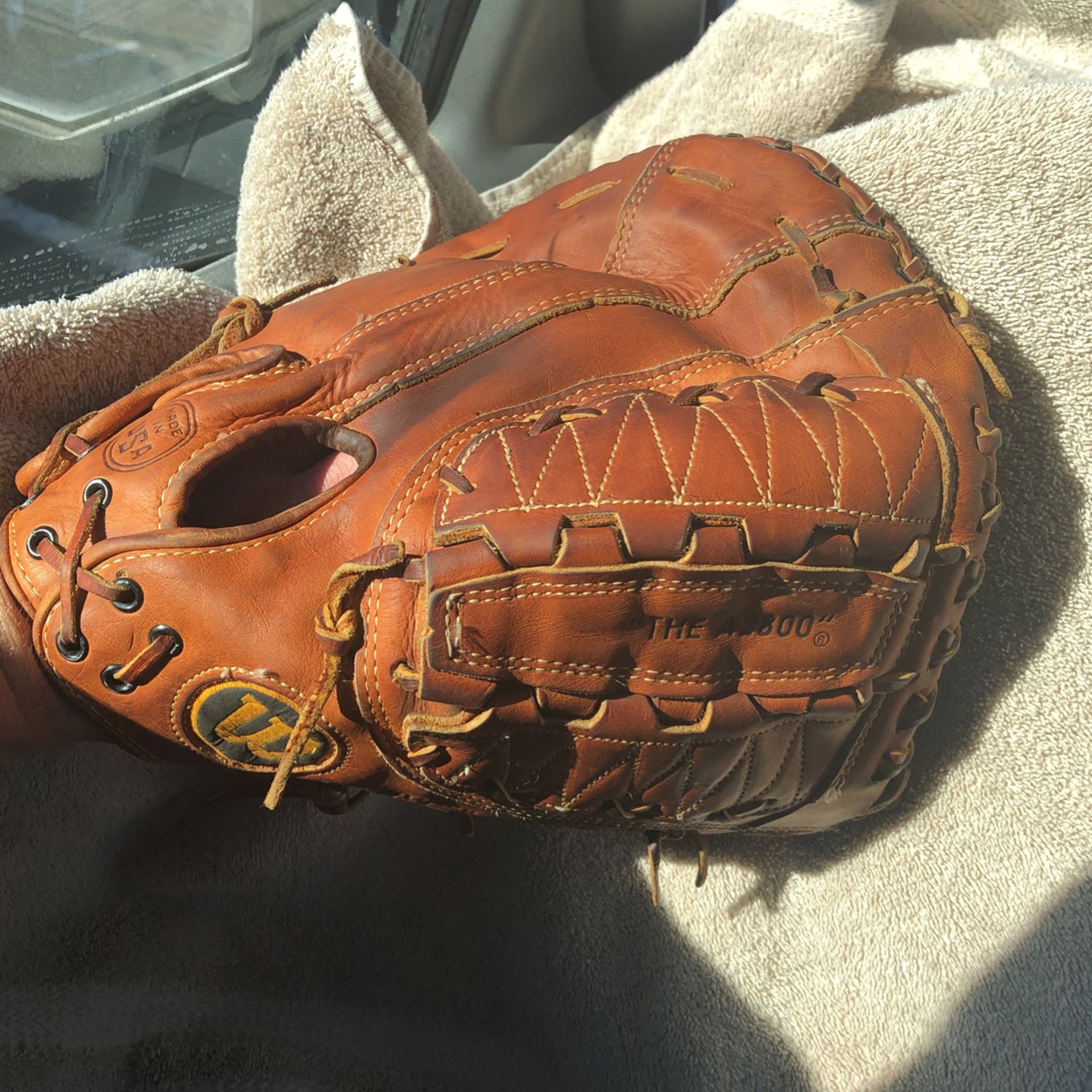 Vintage Made In U.S.A. Wilson “The A2800” 12.5” Dual hinge First Base Glove