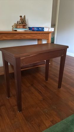 Bench / piano bench