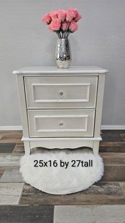Pearl white night stand