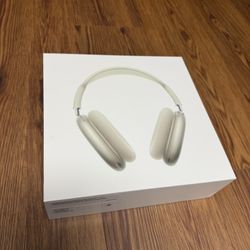 AirPod Max Starlight