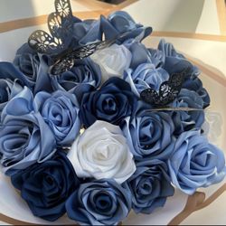 24 Eternal Roses