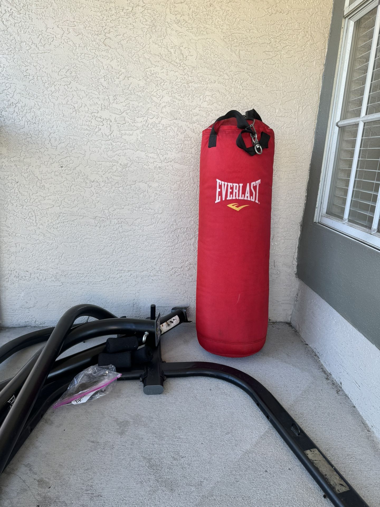 Everlast Punching Bag And Stand