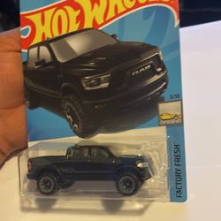 Hot wheels 2020 Ram 1500 Rebel