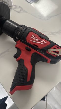 12v Milwaukee drill